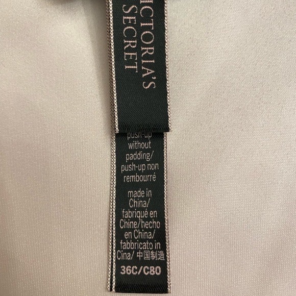 Gently Used Victorias Secret 36C Black Bra - Picture 8 of 10